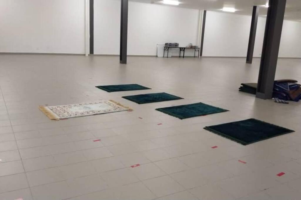 Hani Homestay Wifi Netflix Secure Parking Klia Usim Inti Aeon Mall Nilai Luaran gambar